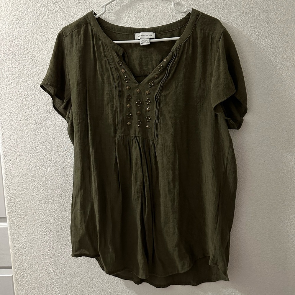 Liz Claiborne green blouse. Size L.